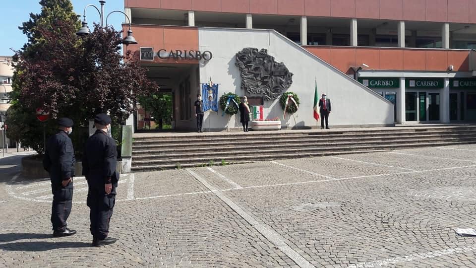 piazza piccinini 25 aprile 2020